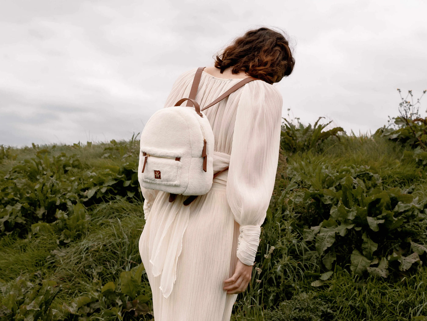 IT-BAGS FOR WINTER 2023-2024: fur, faux shearling and velvet