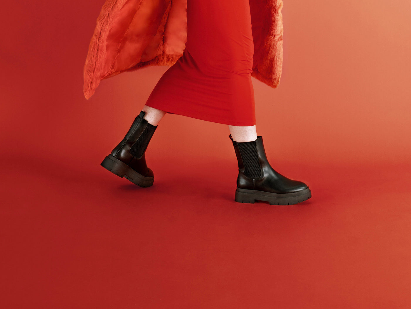 COLOUR TREND: timeless black basics!