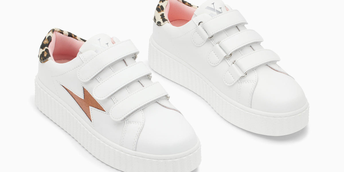 Baskets éclair Aby Noir Et Or à Scratchs Léopard Baskets éclair Sansa blanc et léopard à scratchs • Vanessa Wu