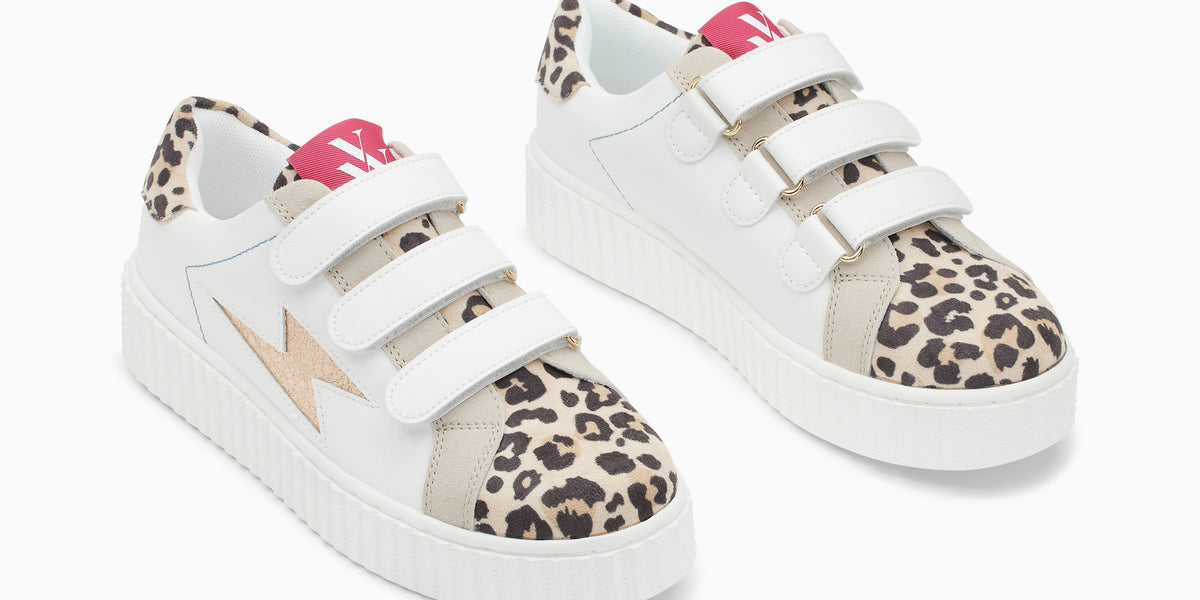 Baskets éclair Aby Noir Et Or à Scratchs Léopard Baskets éclair Opaline blanc et léopard à scratchs • Vanessa Wu