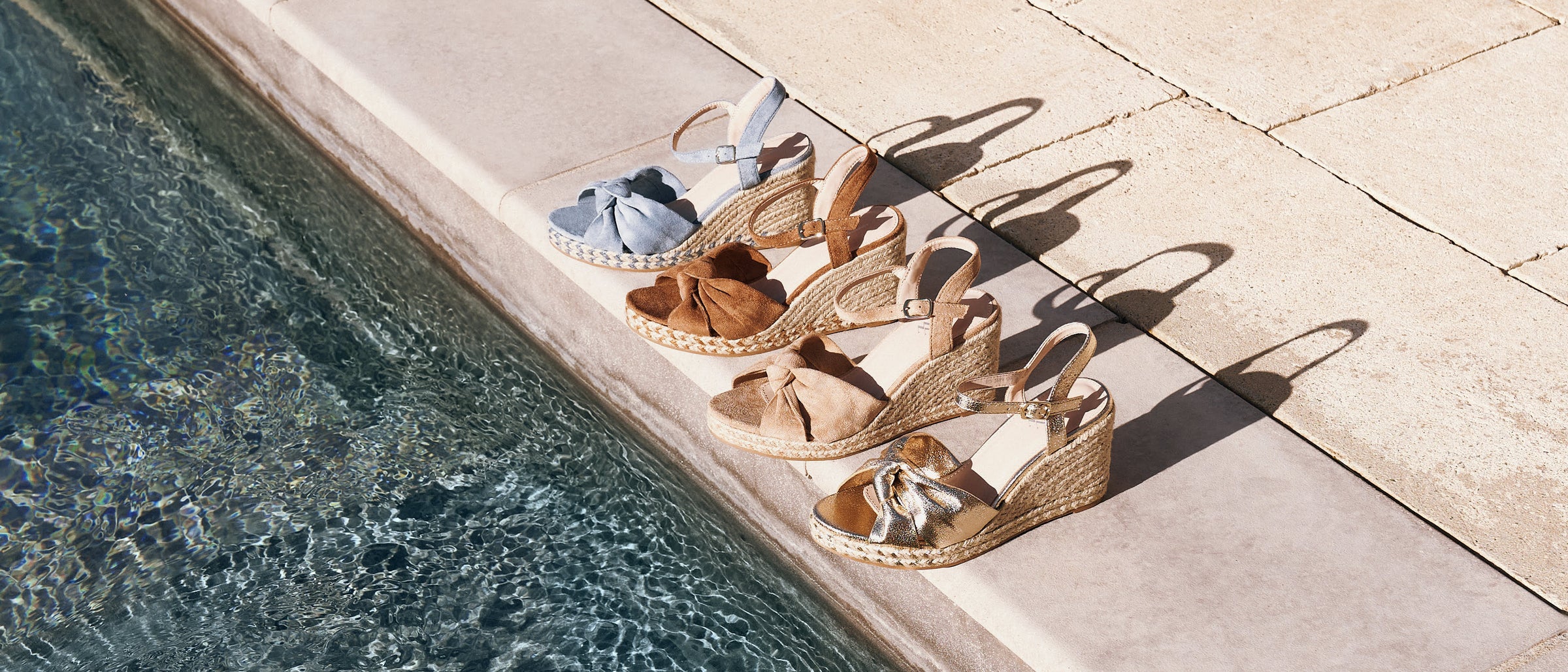 Chaussures d’été : redécouvrez les sandales compensées en corde
