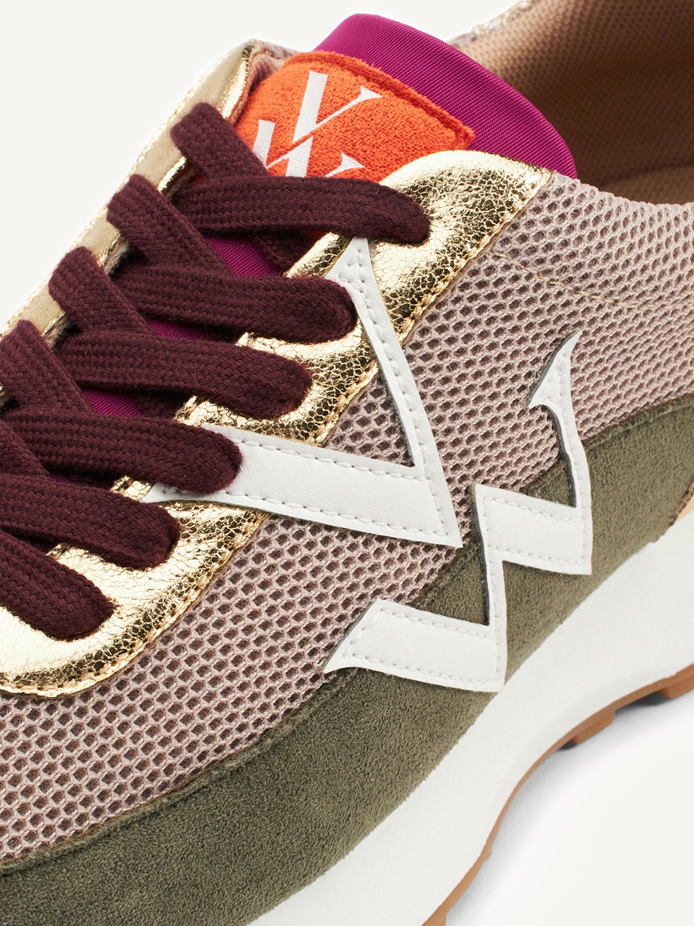 Sneakers FLOW Initials