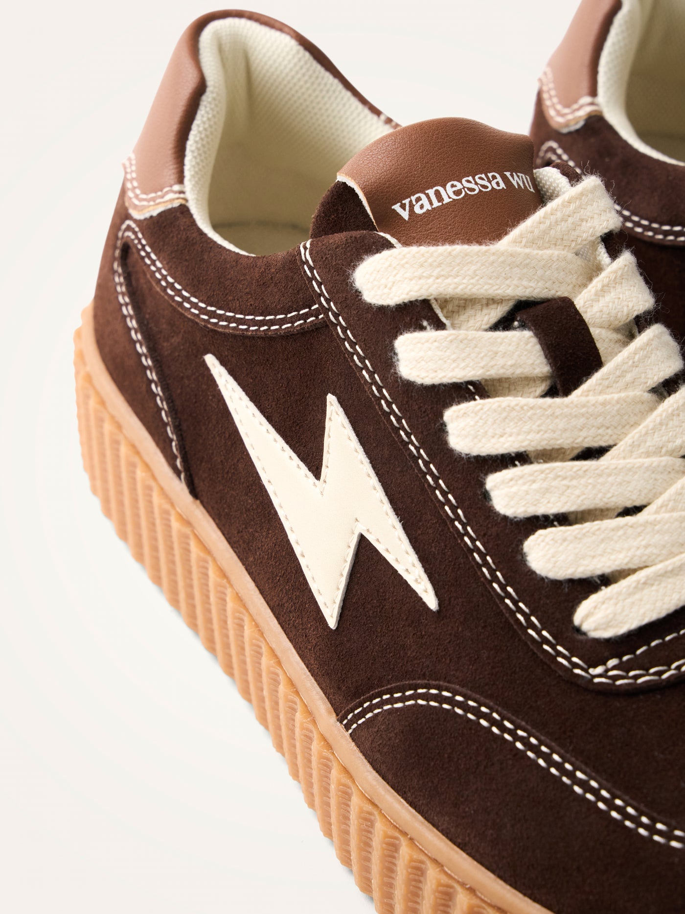 Baskets MAGGIE Emblem Lace