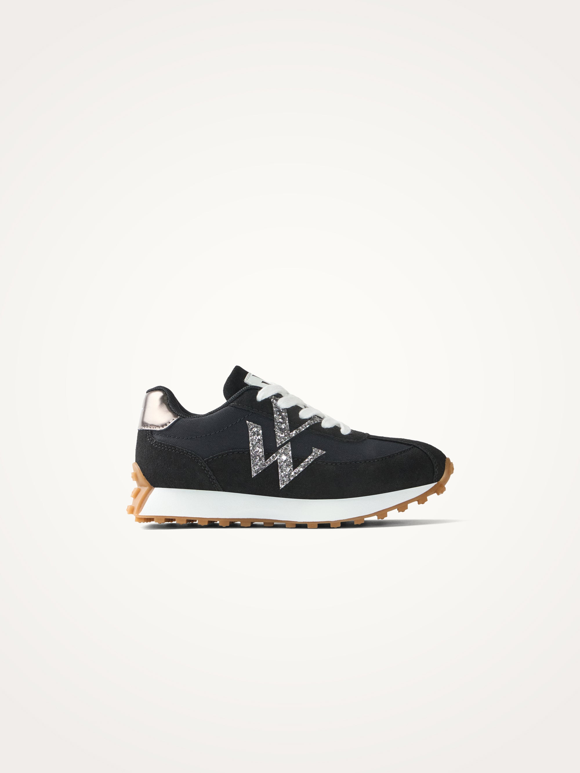 Sneakers for Children - Vanessa Wu