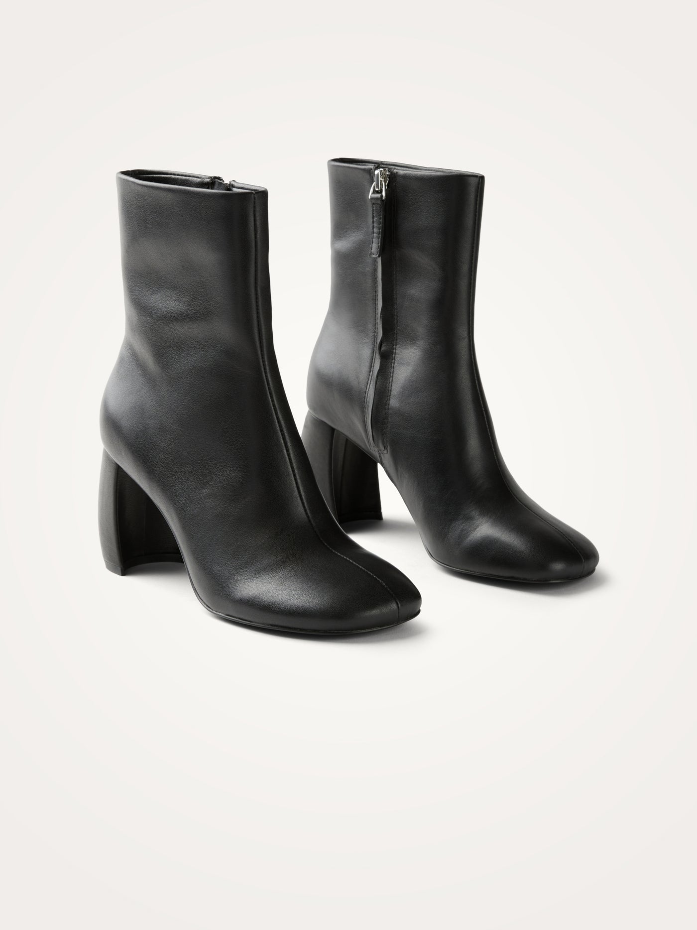 LUNA High ankle boots