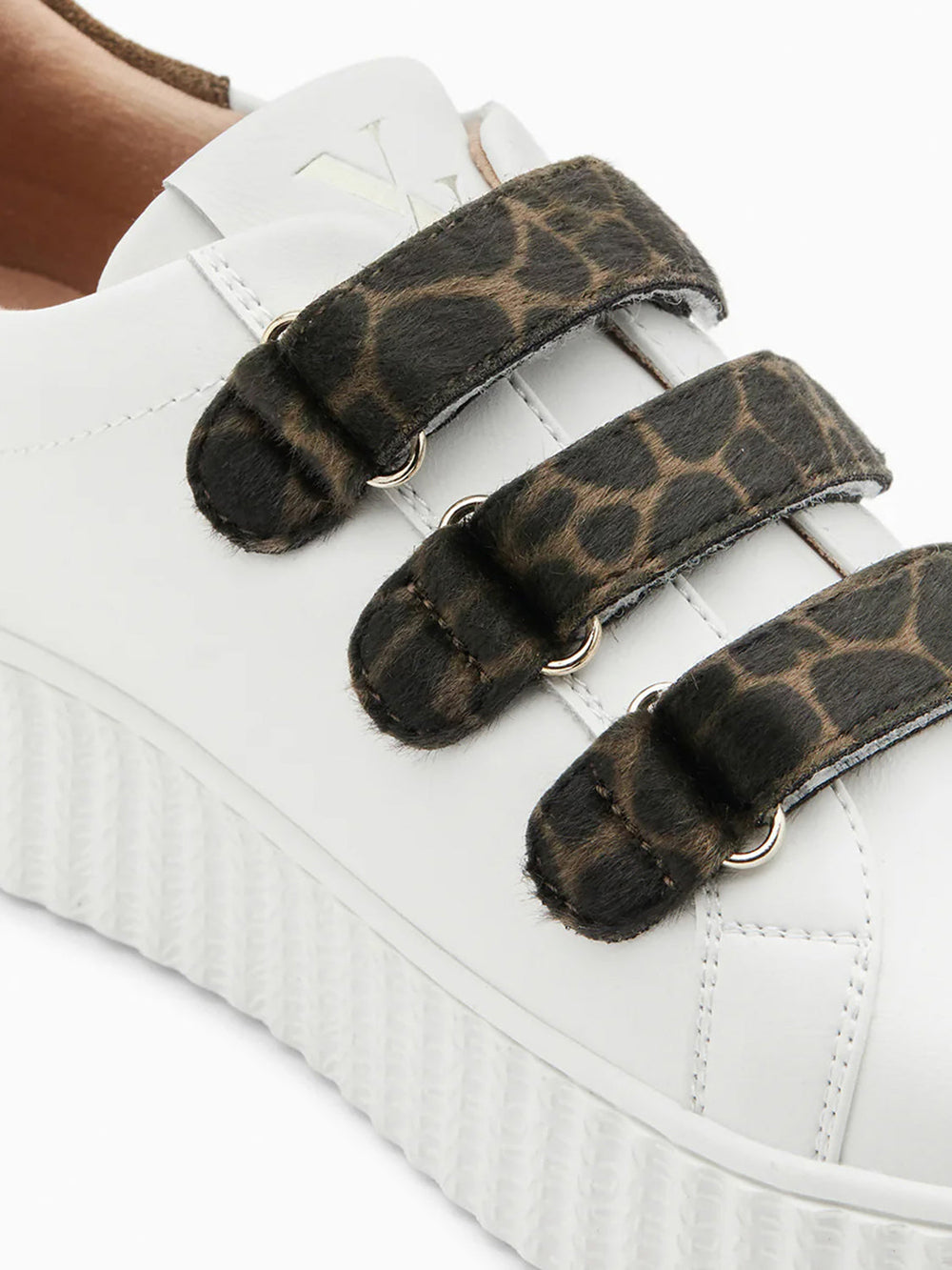 Thaïs white and gold storm sneakers with velcro