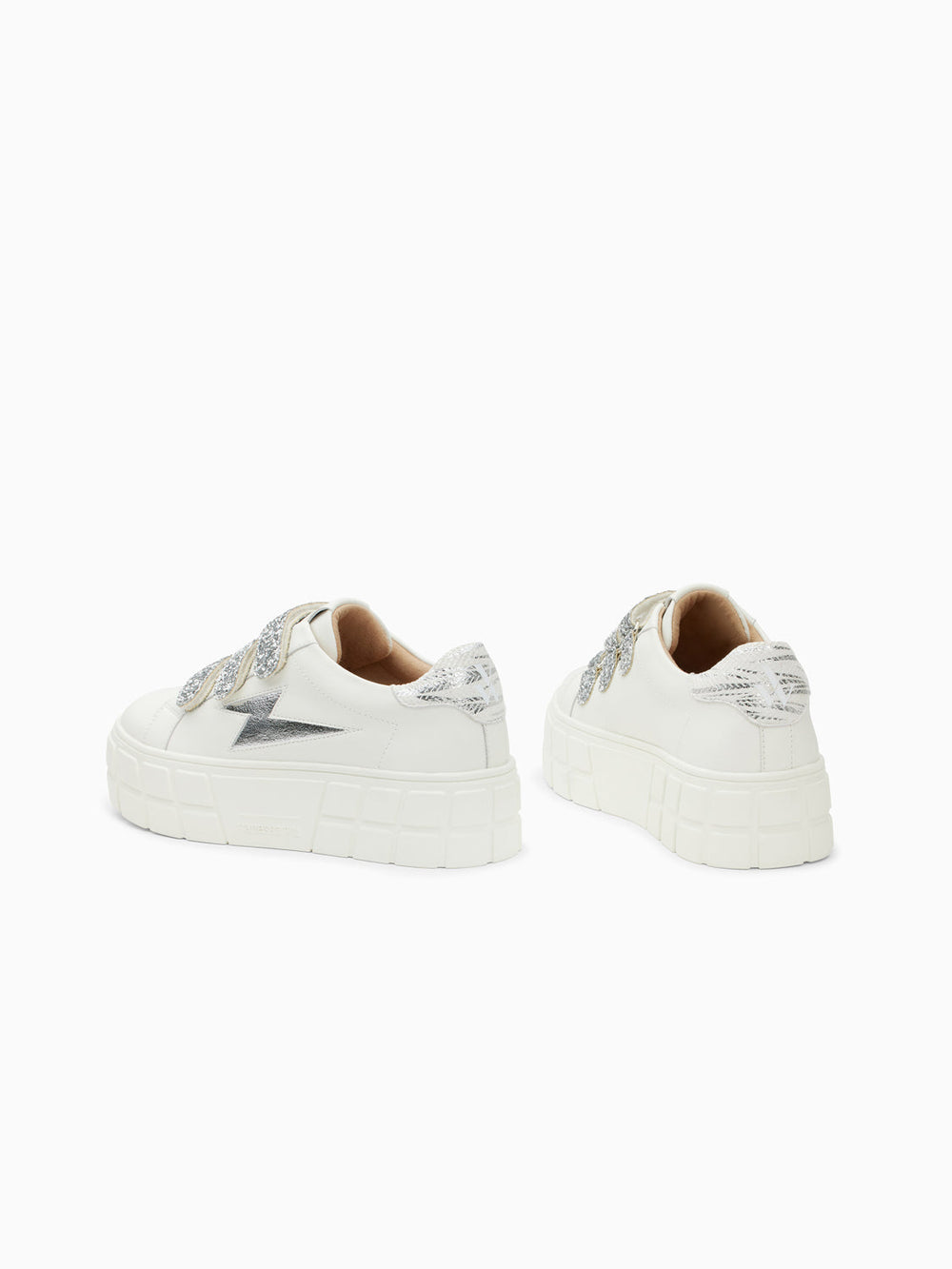 Sneakers Eve