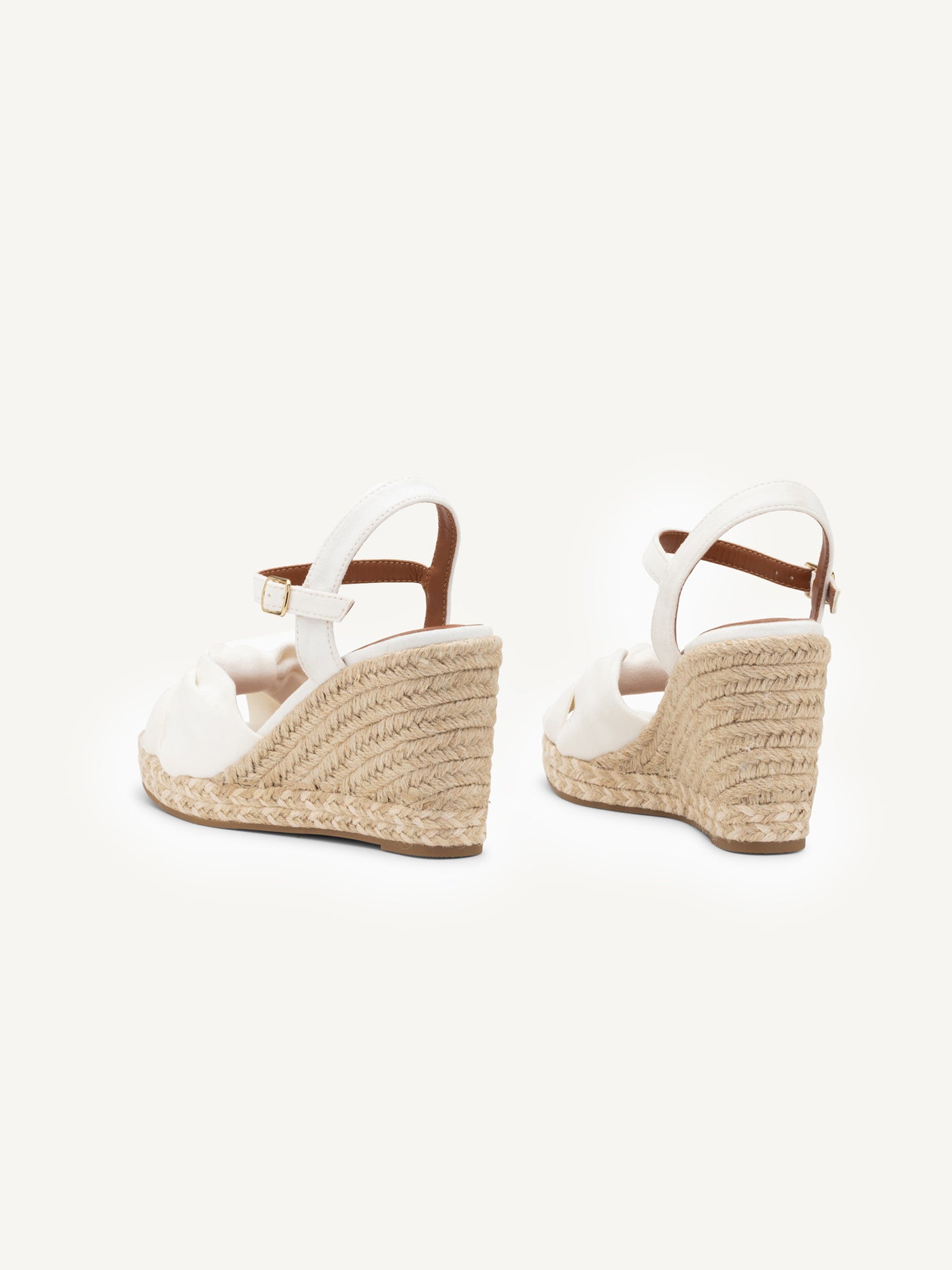 ARIA Cross sandals