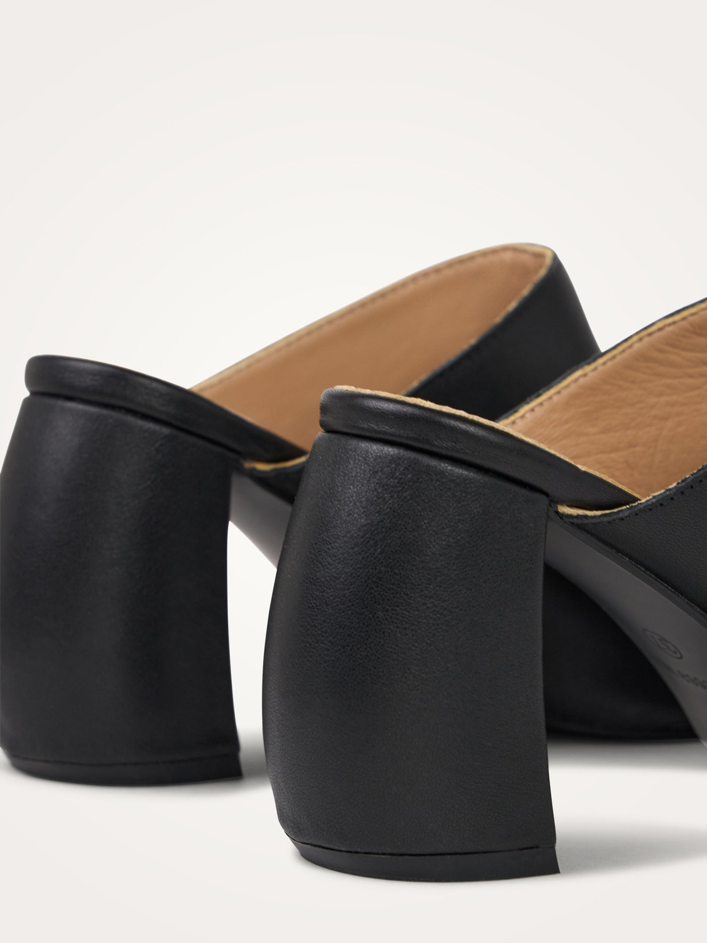 Mules LUNA Bold