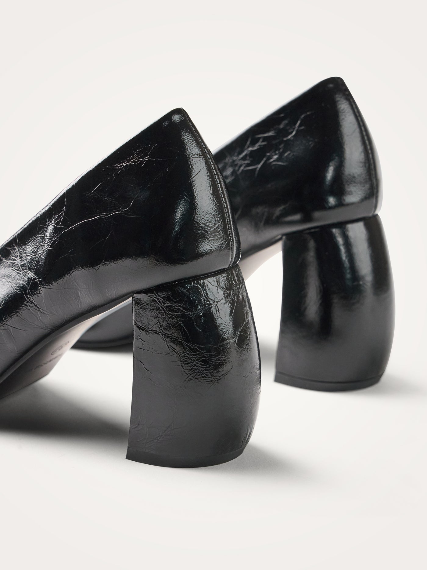 LUNA Bold pumps