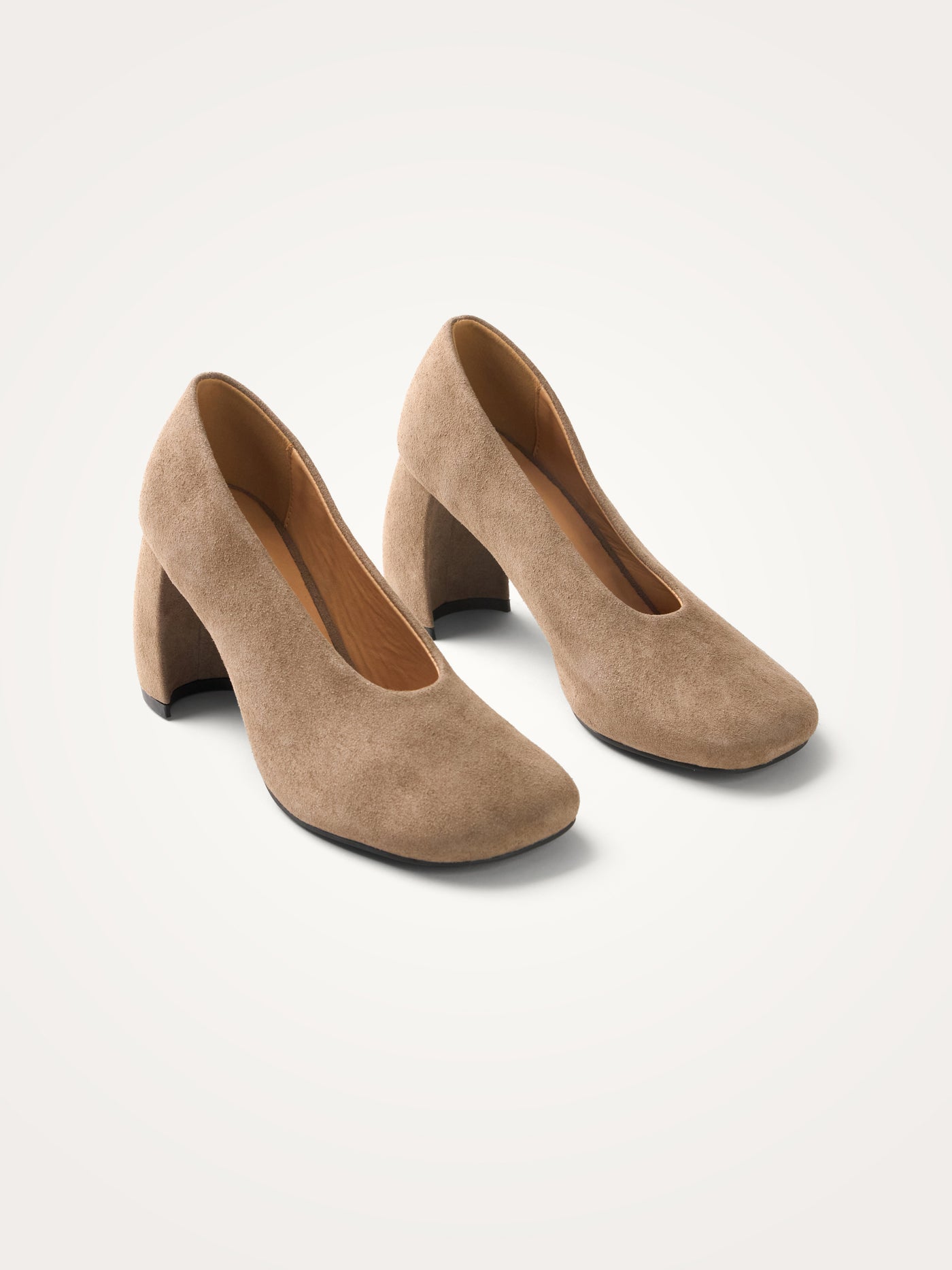 LUNA Bold pumps