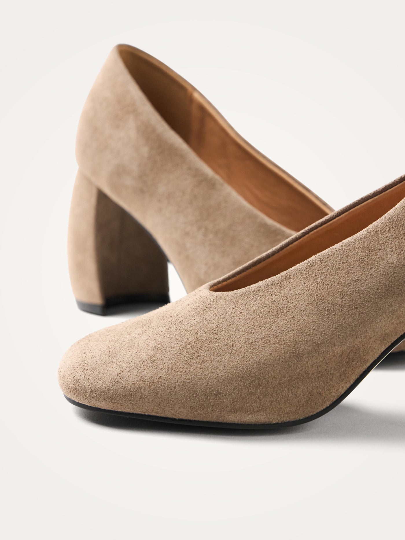 LUNA Bold pumps