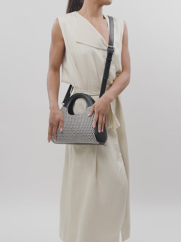 Petit sac à main Vanessa Wu femme en raphia et similicuir camel avec anses débordantes