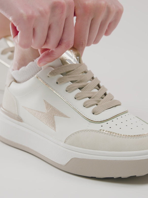 Baskets éclair brodé blanc et beige à lacets Vanessa Wu femme avec semelle bicolore