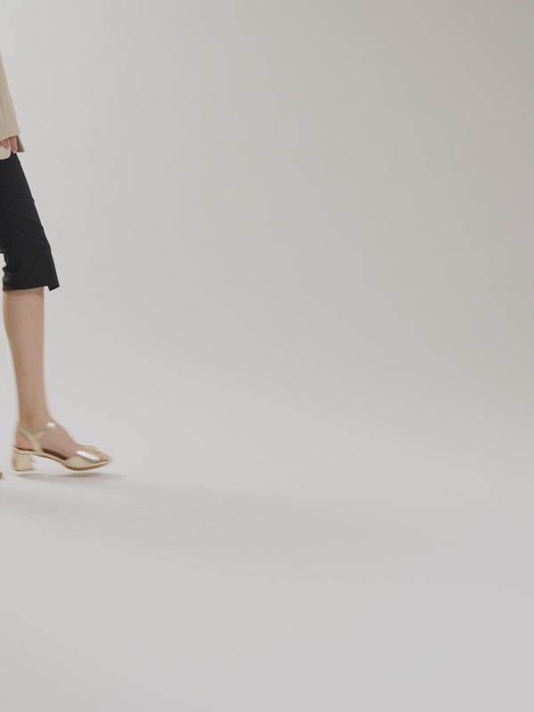 Sandales à talon demi-lune à bride femme en cuir or Vanessa Wu 