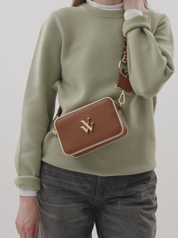 Sac trotteur Vanessa Wu femme en similicuir camel et à bandoulière large