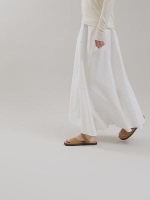 Sandales plates Vanessa Wu femme à bride réglable en suède camel