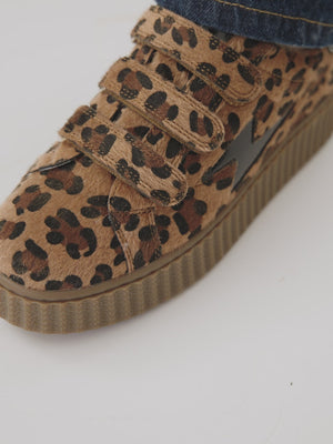 Baskets éclair femme Vanessa Wu léopard effet poulain à semelle creepers