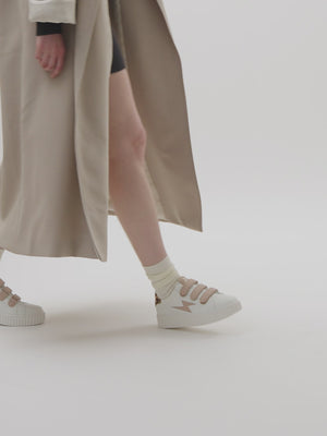 Baskets éclair blanc et rose Vanessa Wu femme avec semelle creepers et empiècement léopardBaskets éclair blanc et rose Vanessa Wu femme avec semelle creepers et empiècement léopard