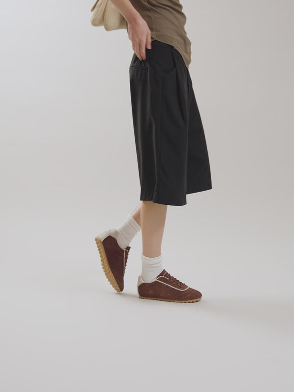 Vanessa Wu Baskets monogramme cousu avec semelle fine et crantée Femme Marron 