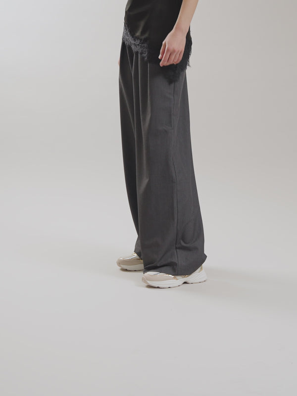 Vanessa Wu Baskets monogramme avec semelle running à lacets Femme Rose et Or 