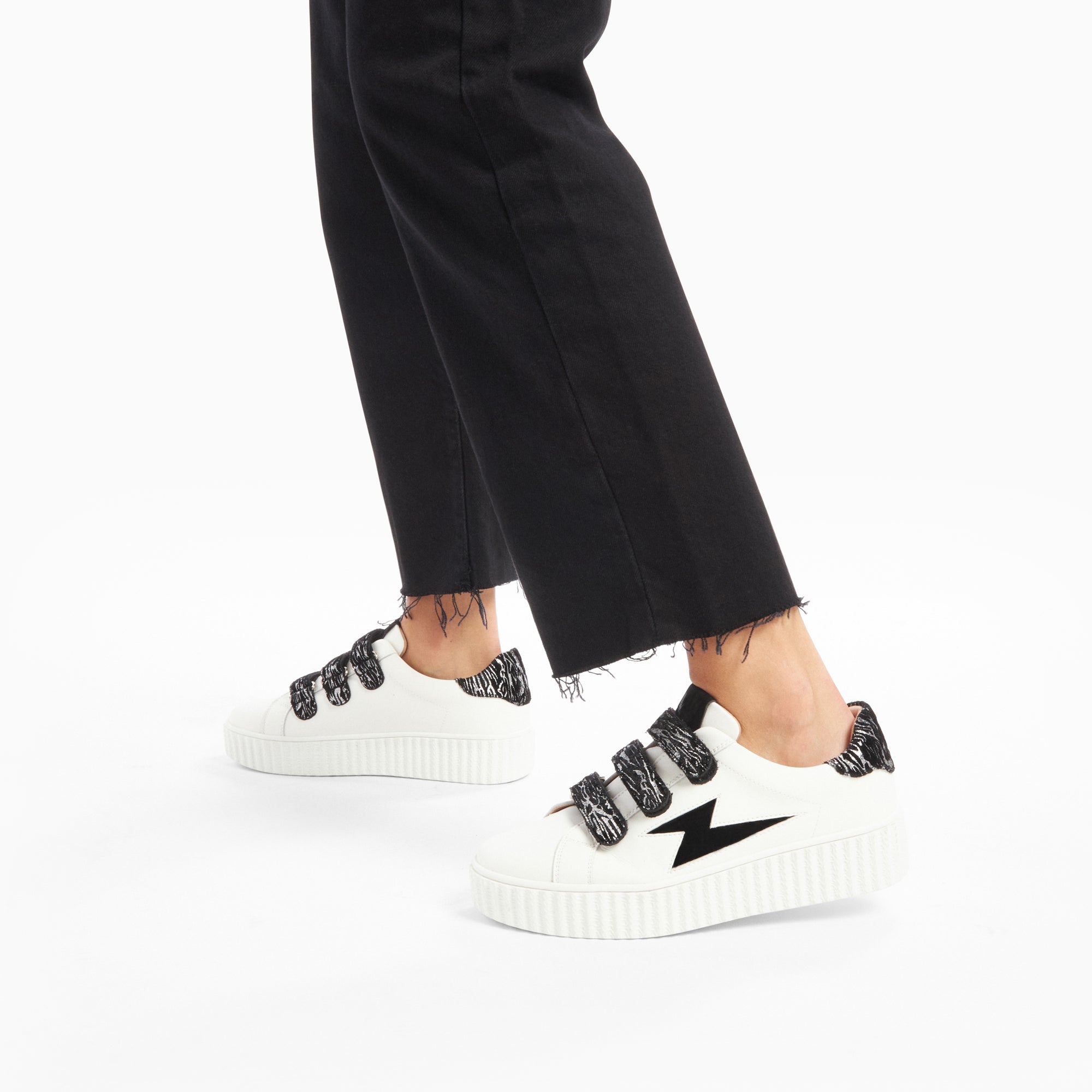 Baskets Vanessa Wu Aby Noir Et Or Femme - Talon Plat 4cm, Scratch, Velours Nubuck, Pointure 36